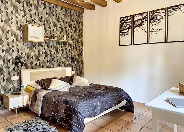 Holiday home Le La Neverdiere