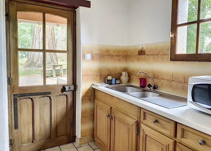 Le La Neverdiere Holiday home Ygrande