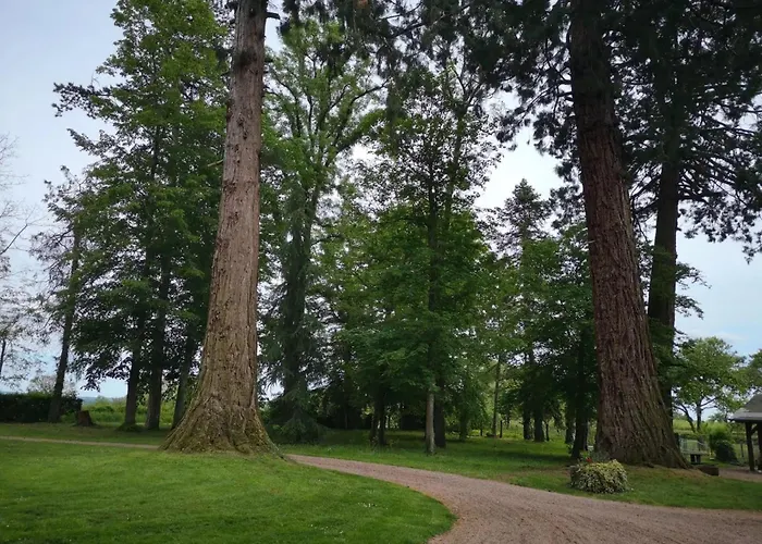 Le La Neverdiere Ygrande