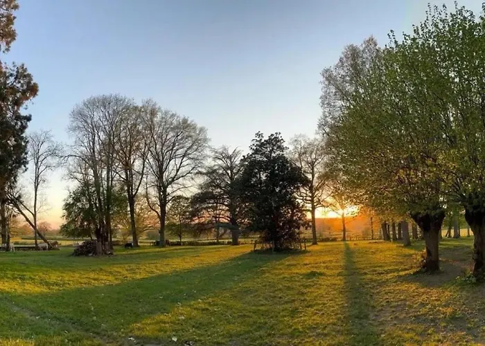 Le La Neverdiere Holiday home